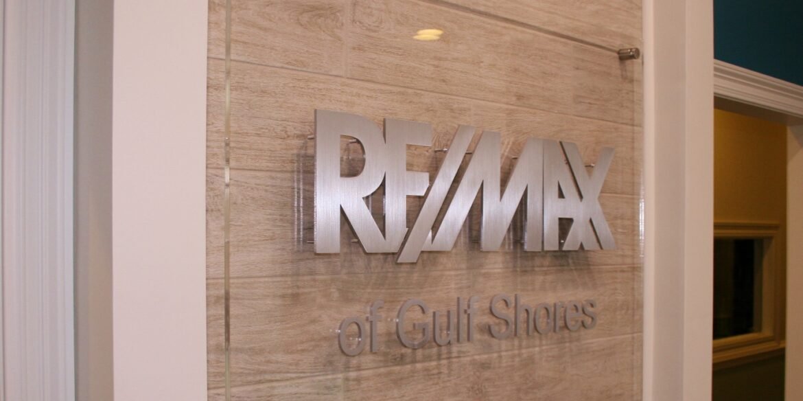 Modern-Signs-Interior-Remax